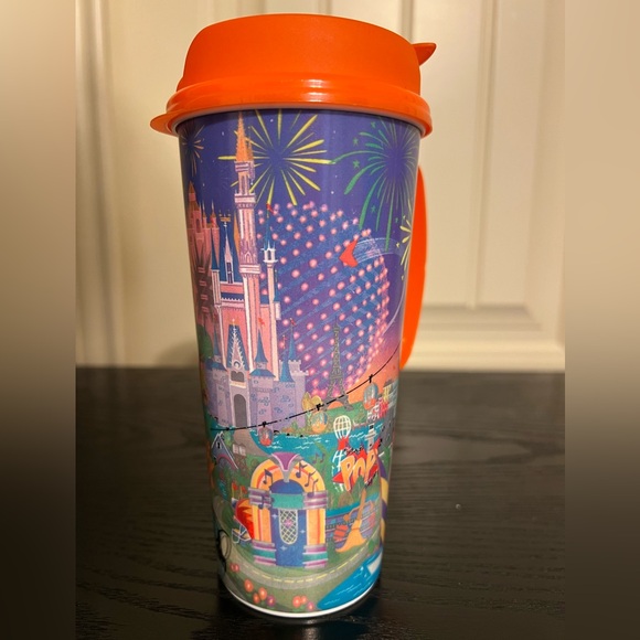 2024 Disney Resort Reusable Refillable Mug Mickey & Friends 4 Parks - Lot of 2 - Picture 6 of 7